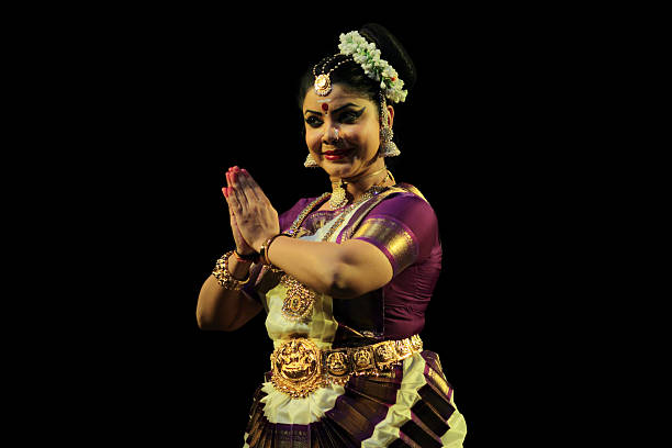 Mohiniyattam