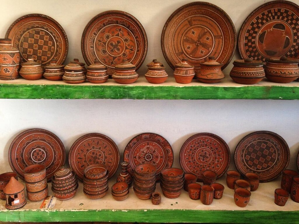 Khavda pottery vessels